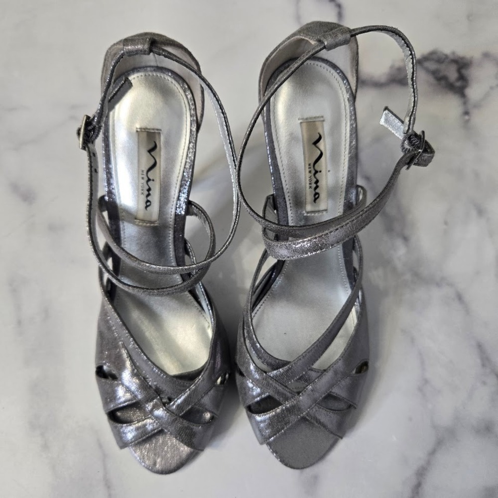Nina Strappy Sandals Womens 8‎ Silver Metallic Dress Heels Peep Toe Formal Party